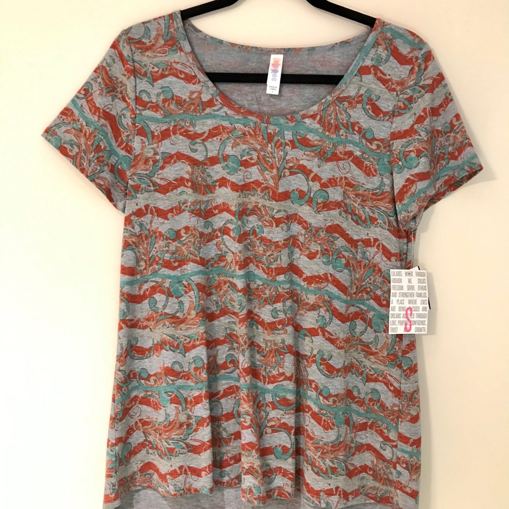 LuLaRoe Classic T Tee Uniquely Patterned S Small